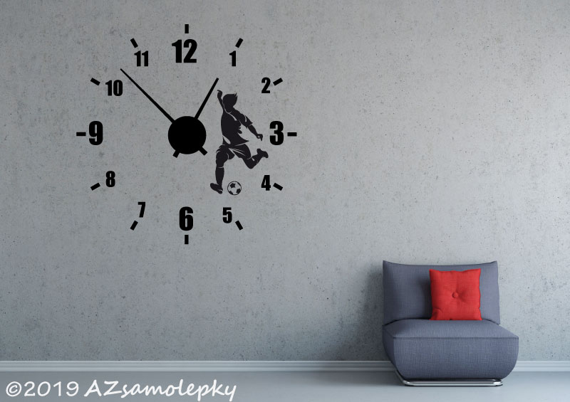 Samolepicí hodiny na zeď - Fotbalista - kolekce XL - stříbrný hodinový strojek + doprava zdarma